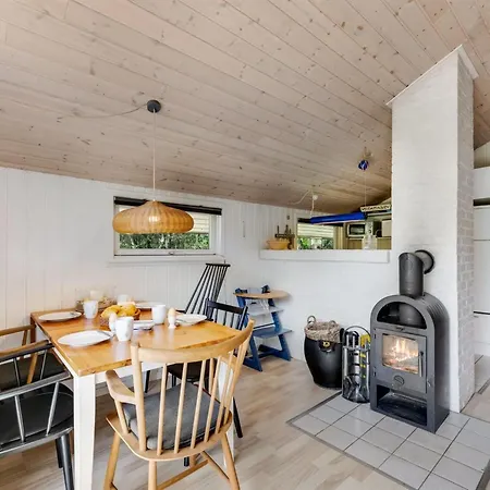 Estelle - 575m To The Fjord By Interhome Bjerregård